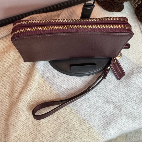 Coach Maroon Leather Wristlet - Picture 3 of 6